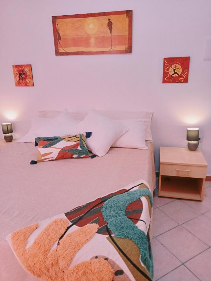 La Rosa Dei Venti Bed & Breakfast La Caletta Exterior photo