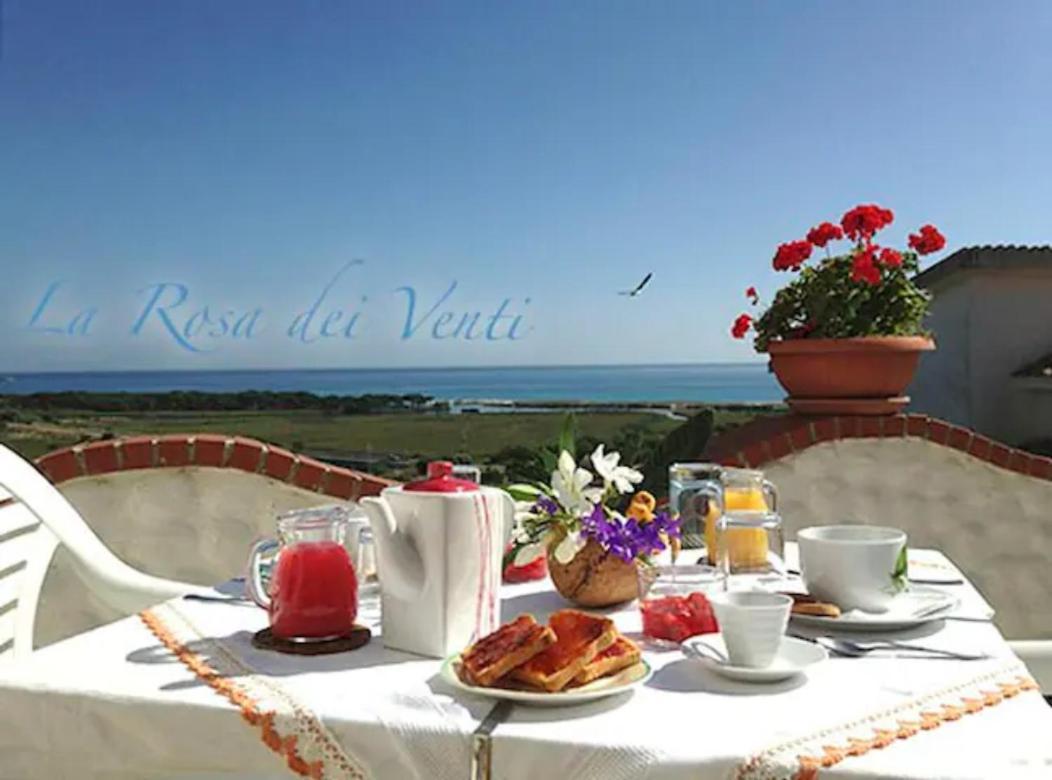La Rosa Dei Venti Bed & Breakfast La Caletta Exterior photo